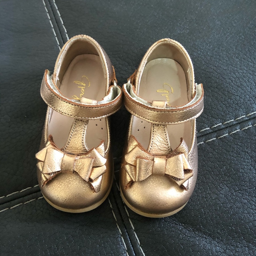 itty bitty toes shoes